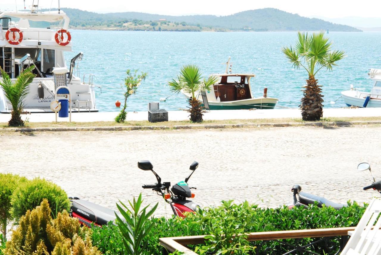 Aliye Hanim Hotel Айвалык Экстерьер фото