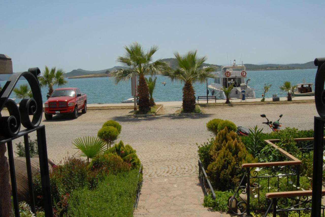 Aliye Hanim Hotel Айвалык Экстерьер фото